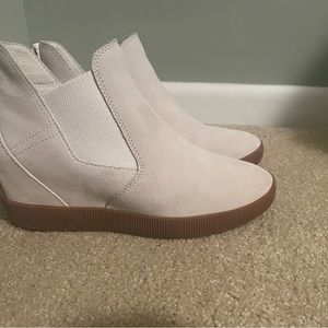 Sorel ‘Out & About’ Size 8